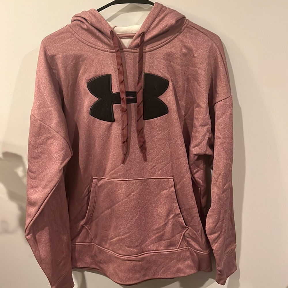 Medium under armour sweatshirt